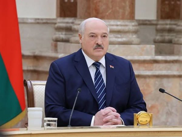 Лукашенко назвал способ побороть ИИ