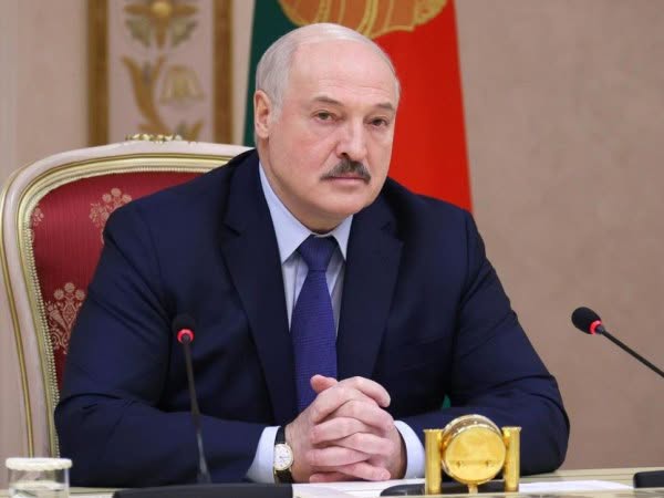 Лукашенко выразил соболезнования Путину 
