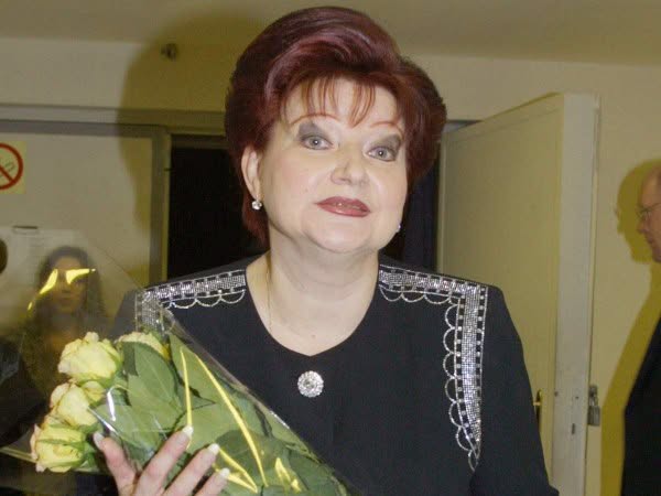 Степаненко обвиняют в мошенничестве и присвоении наследства