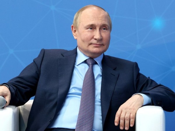Путин засмущал молодую итальянку, мечтающую переехать в РФ