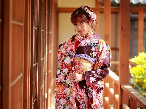 Почему японки никогда не носили нижнее белье под кимоно